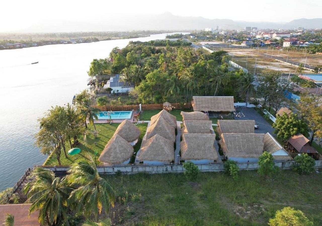 Sea Sand Resort Kampot Extérieur photo