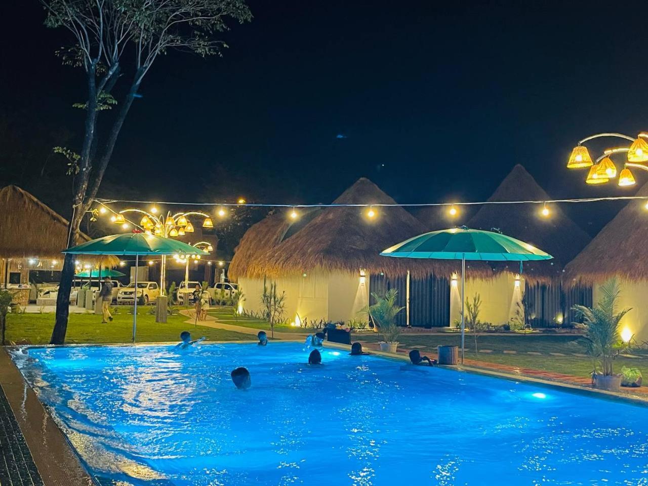 Sea Sand Resort Kampot Extérieur photo